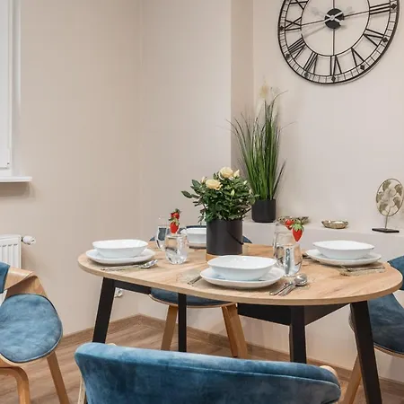 Spacious Near Wolin National Park By Renters 公寓 米兹多洛杰